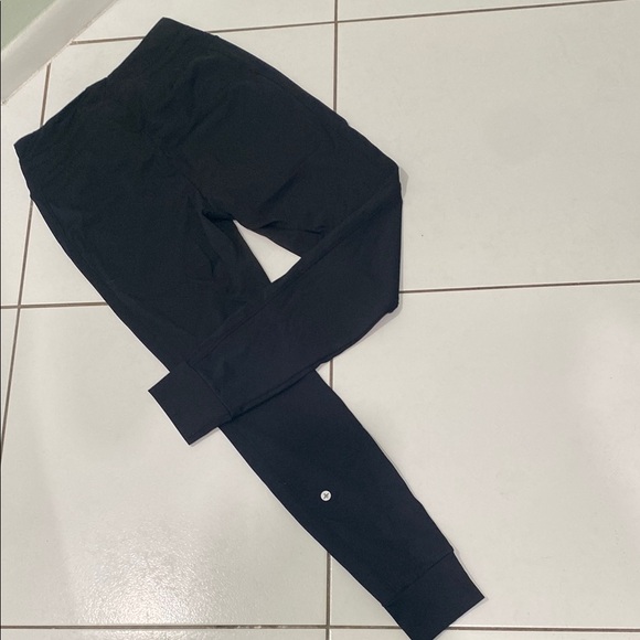 HALARA Black Joggers - Picture 5 of 7